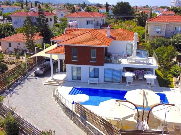 Купить недвижимость на Северном Кипре, SV-3163 Вилла 3+1 в Алсанджаке, Veles