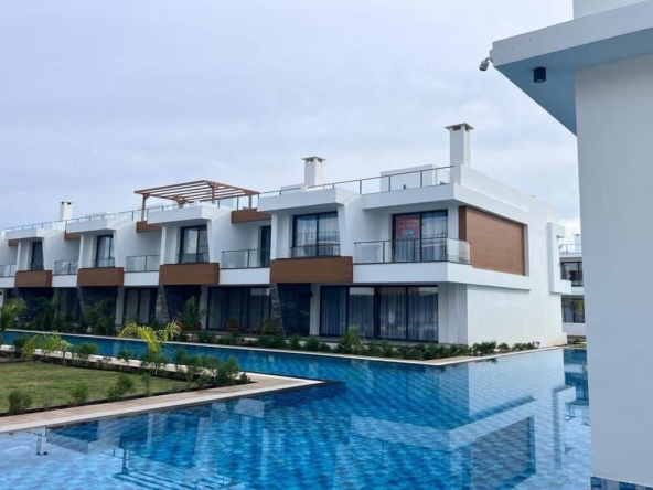 Квартира 3+1 таунхаус в красивом комплексе Orchard