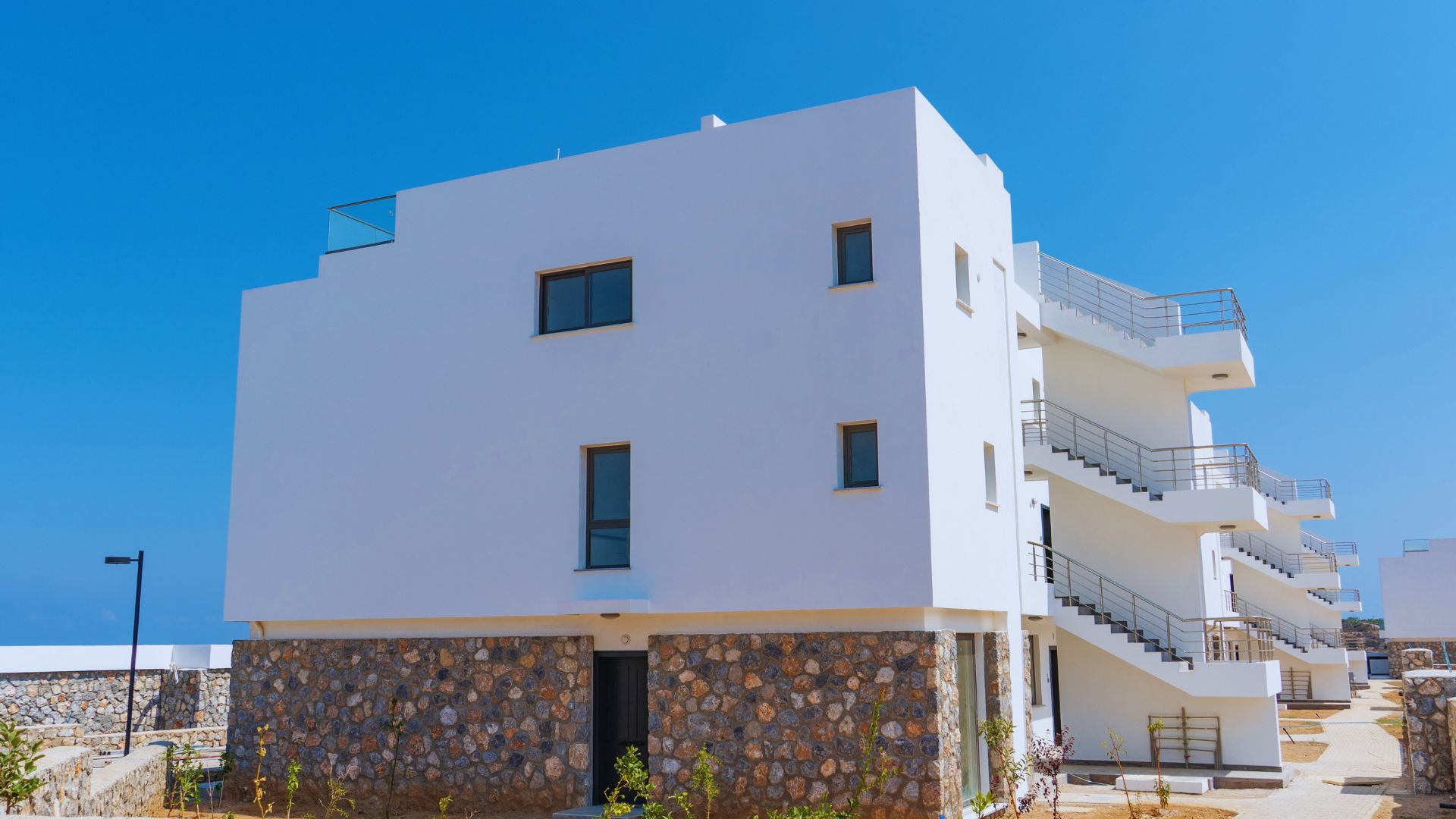 Апартаменты на лазурном берегу Средиземного моря