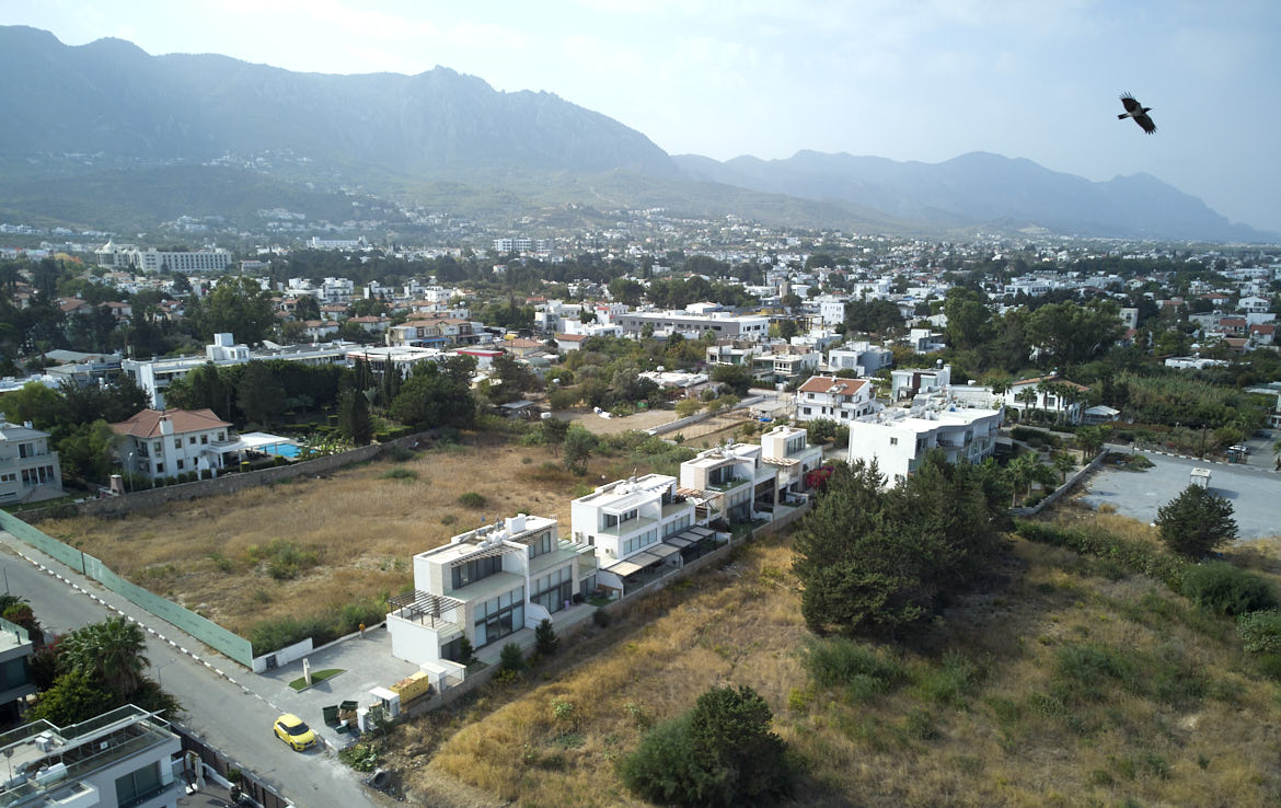 Таунхаус с прямым видом на море в Караоланолу