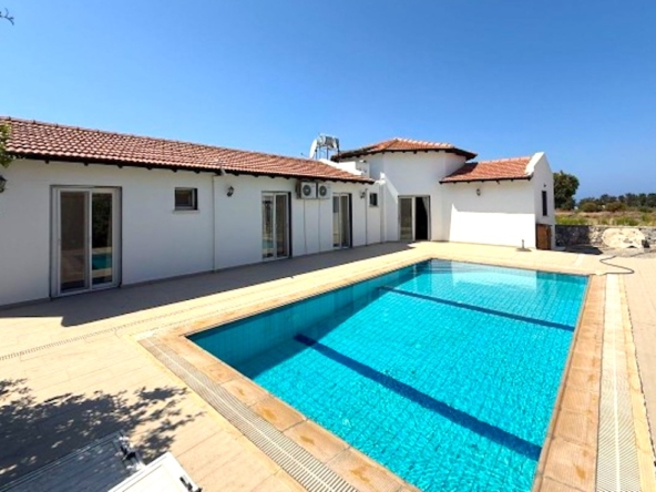 Бунгало в Лапте рядом с пляжем