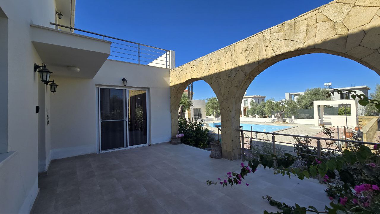 Аренда Виллы 3+1 в Oзанкой