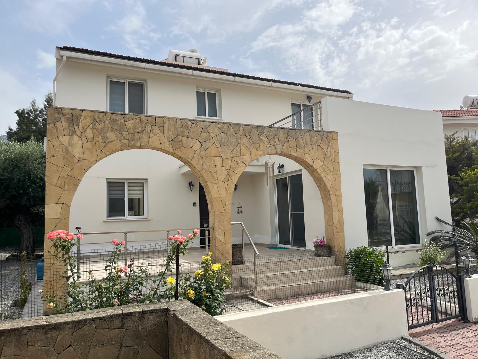 Аренда Виллы 3+1 в Oзанкой