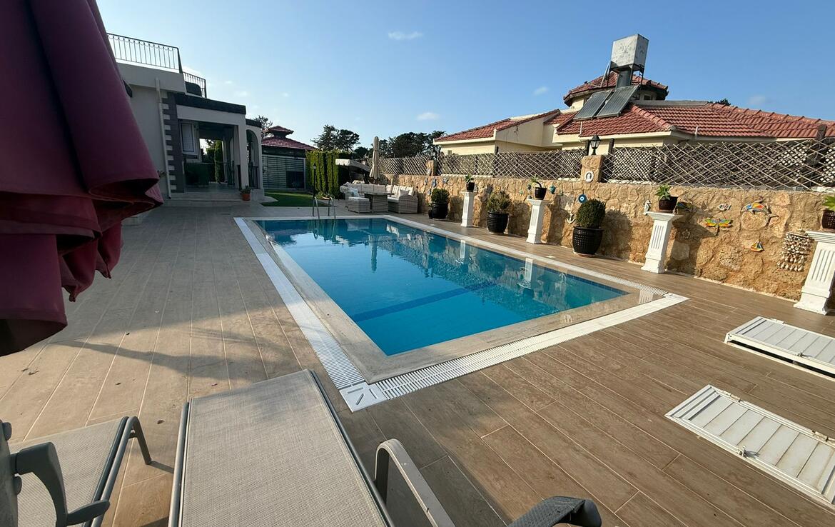 Невероятно красивое бунгало 3+2 в Каршияке