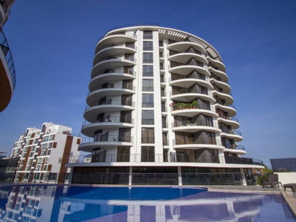 Однокомнатная квартира с видом на море и горы в CC Towers